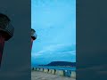 〘赤灯台(せとしるべ)〙世界初のガラスの赤灯台の高さ14.6m、光の届く距離21km、壁面に透過性ガラスブロックを1600枚使用