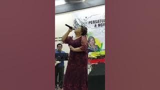 Peminat Nuan - Florence Lo x Kenyalang Band