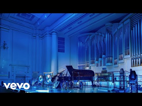 ARTur Moon - Gayatri Mantra (Live at Krakow Philharmonic)