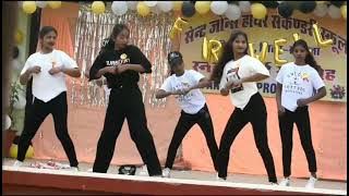 Ladke log ghus gaye hain..😸 #trending #viral #dance