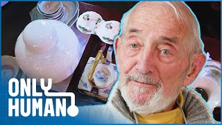 Naval Veteran Finds Chinese Treasures In Storage | Storage Hoarders