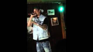 Bizzy Bone (Live) When Thugzz Cry (clear audio)