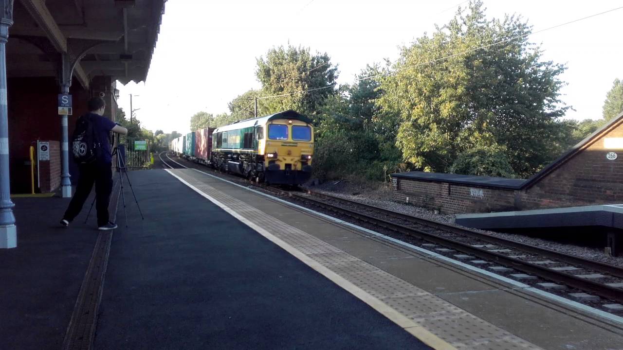 camera iphone 8 plus apk 66533 passes through Needham Market | 14/09/2016
