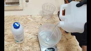 видео: Как замешивать эпоксидную смолу? Какие есть ошибки? картинка: Как замешивать эпоксидную смолу? Какие есть ошибки?