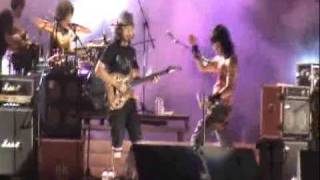 Download Lagu GIGI (2) @ PRJ (medley - ... Bisa Saja) MP3