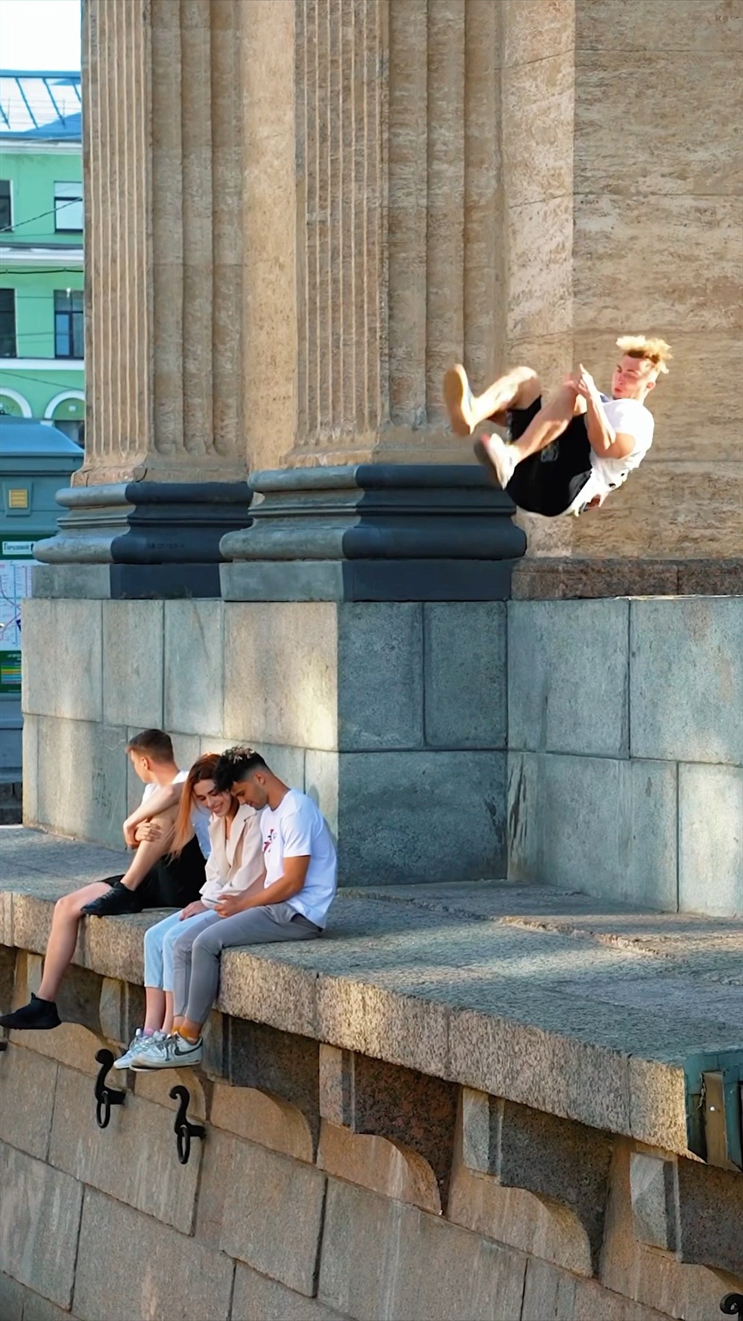 Workout Everywhere Prank? #kiryakolesnikov #prank #funny #comedy #parkour #fitness