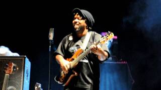 Victor Wooten - Sinister Minister Bass Solo (HD) chords