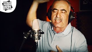 Mustafa Yılmaz - Kaldırım Üstünde |  Resimi