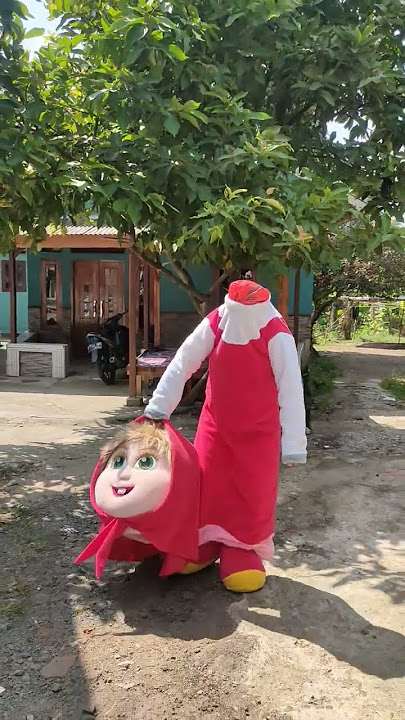 Ada badut Masha kepalanya putu5 😭