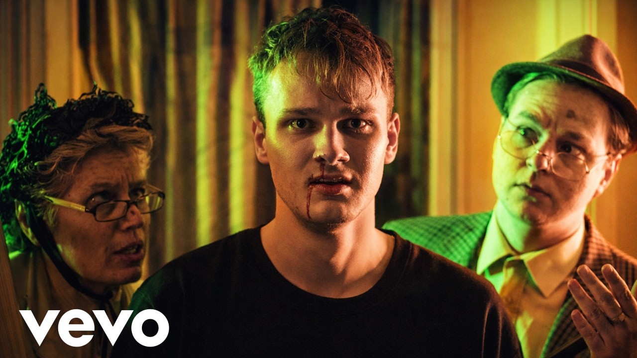 Ronald ft. TIP - Scary Granny (Prod. envie)