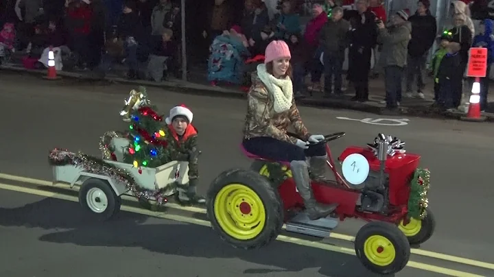 Lighted Tractor Parade 2017