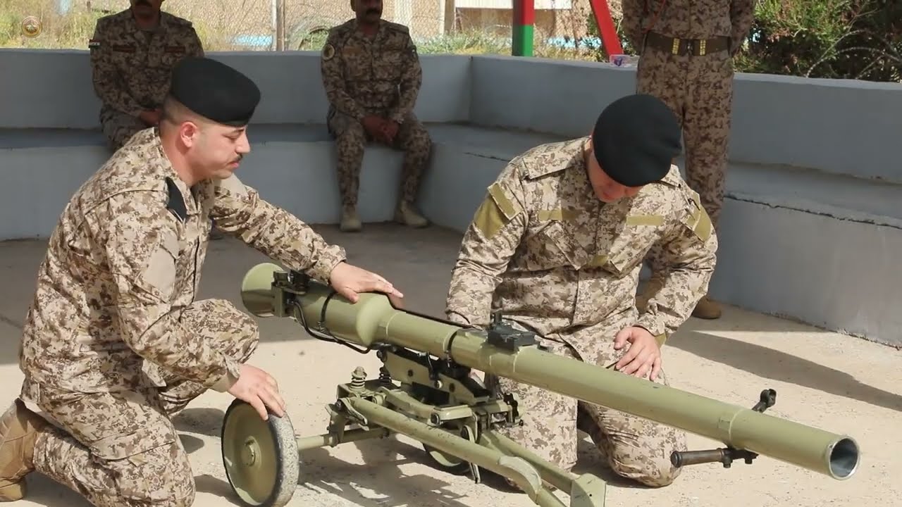 مدرسة المشاة.. تدريبات متواصلة لدورات ضباط صنف المشاة