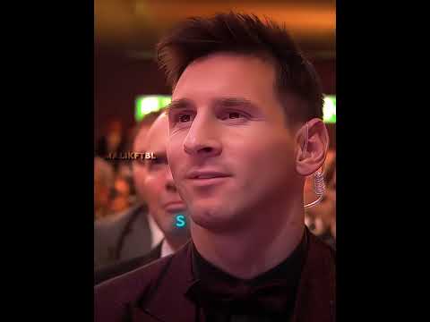 When Messi Reacts Ronaldo...😂