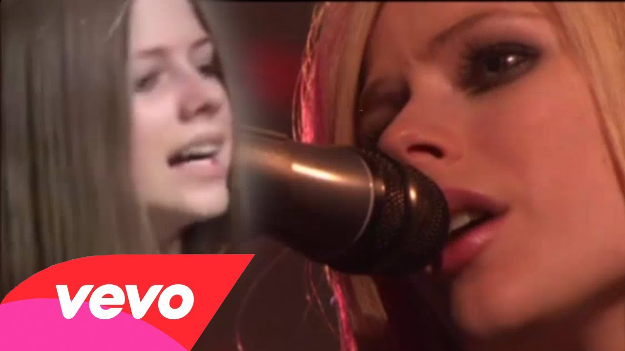Avril Lavigne   Keep Holding on  Official video  HD