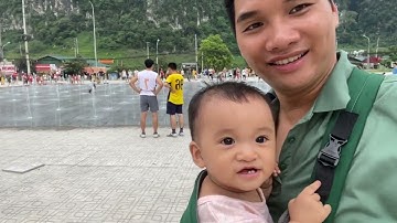 Cát đi xem đài phun nước ánh sáng màu tại Bảo Lâm Cao Bằng