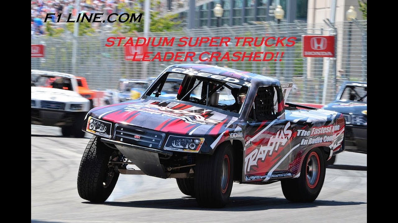 Stadium Super Trucks 2014 Long beach crash last Lap - YouTube