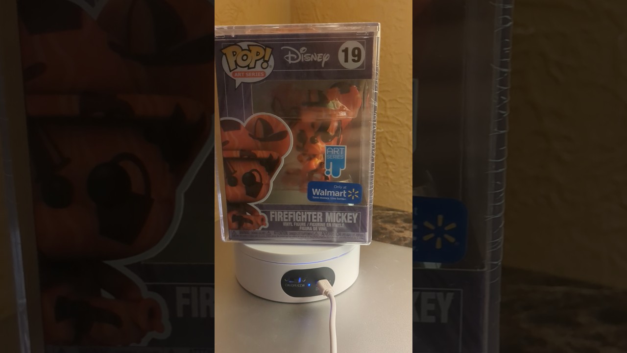 Firefighter mickey Funko pop! 