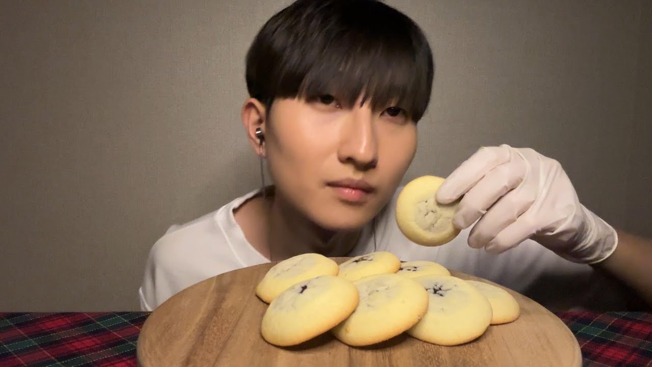 ASMR_브라우니 쿠키 이팅사운드 BROWNIE COOKIE EATING SOUND MUKBANG (NO TALKING ...