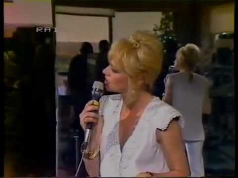 Rita Pavone - sapore di sale (1983) live from pronto Raffaella