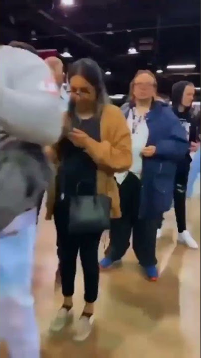 على هذا طيز يستاهل طابور منا للكاظم #سكسي