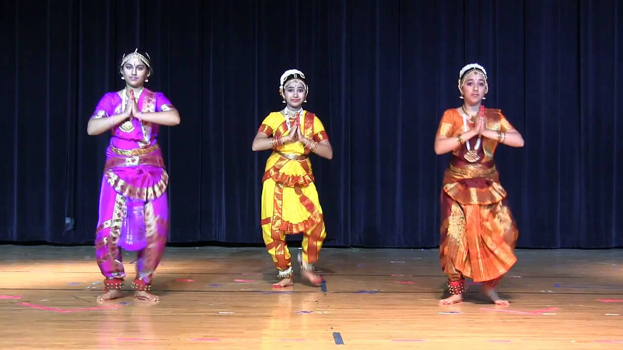 GBVS Janmashtami 2013   Dance by students of Padma Rao