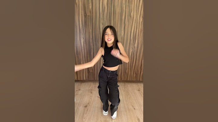 hoy salgo con la’ muñeca✨✨💗