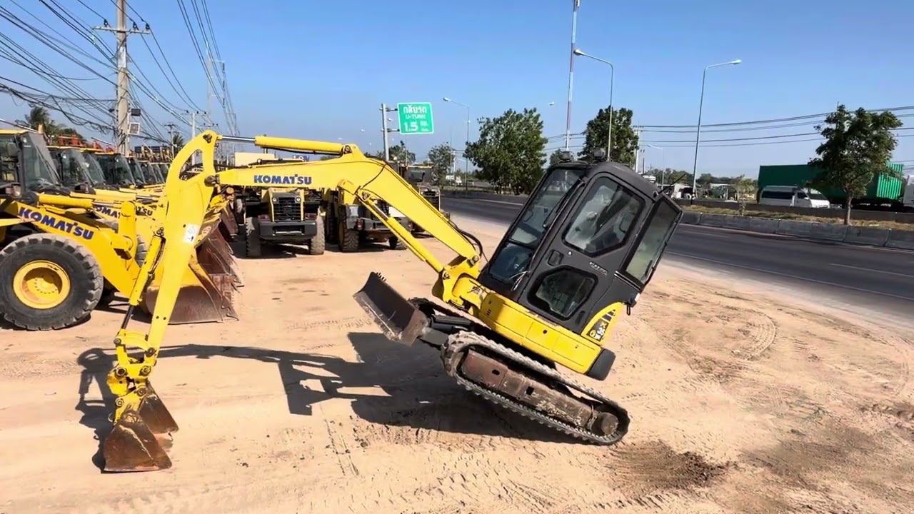 KOMATSU PC35MR-2 www.thaispmotor.com 089-8368497 / 093-0133778