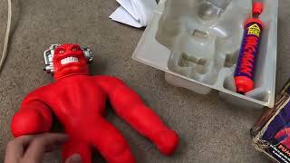 Vac man figure review cap toys 1994