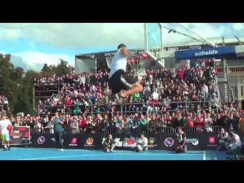 Slamdunk Contest Moscow Open 2011! Best europe dunkers!!! Must see!!!!