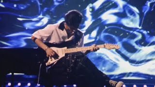 Jay performs a guitar cover of ‘Texas Flood’ by Stevie Ray Vaughan at the Galaxy Concert in Dallas!