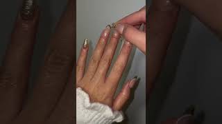 Are you struggling with arthritis or swollen fingers throughout the day? Then you need to watch this