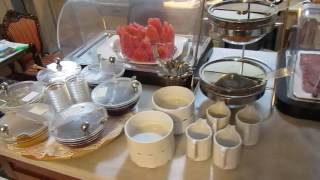 I recommend HOTEL SOPHIA on HYDRA GREECE. What a GREAT breakfast!! May 2016