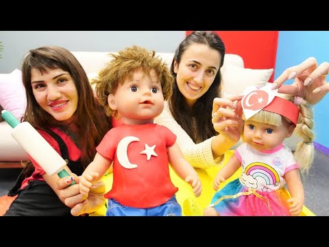 Çocuk videoları. Baby Born oyuncak bebekler ile 29 Ekim Cumhuriyet Bayramı için hazırlıklar