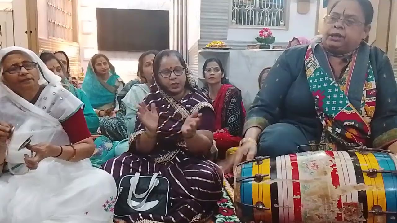 अभी तक नहीं सुना होगा आपने यह जोरदार भजन कोई राम का दीवाना तो बने कोई श्याम का दीवाना तो बने🙏🏻👌🥰