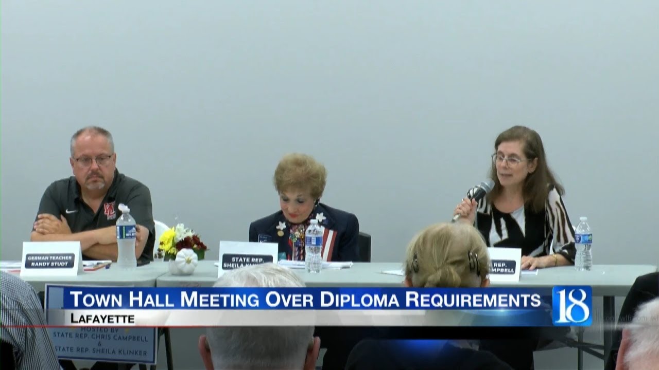 Town hall meeting discusses Indiana diploma requirements