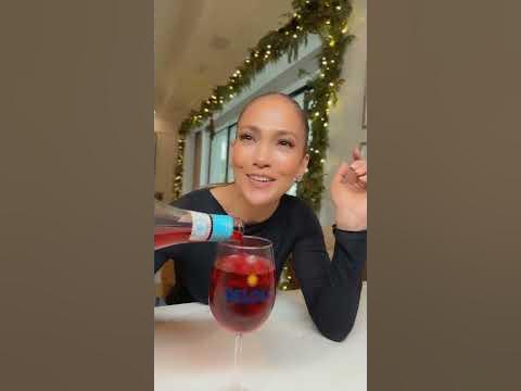 Дженнифер Лопес подхватила тренд 😎 - YouTube