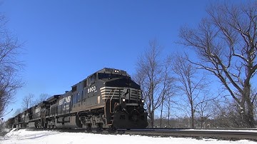 NS 16T EB on the NS LURB in Shippensburg, PA