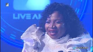 Makhadzi ft. Prince Benza - Ghanama [Live Amp Performance]