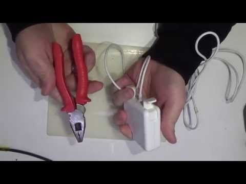 Macbook power adapter easy disassembly. Как разобрать адаптер Magsafe