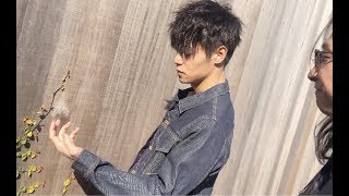 窪田正孝が秋の〝ゆるコーデ〟ファッションを披露／デジタルカレンダー（10月）メイキング
