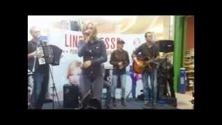 Miniatura del video "Linda Hesse - Bloede (Live) [HQ]"