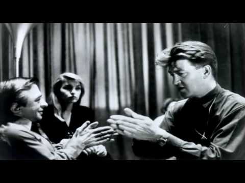 This is David Lynch (Angelo Badalamenti vs David L...