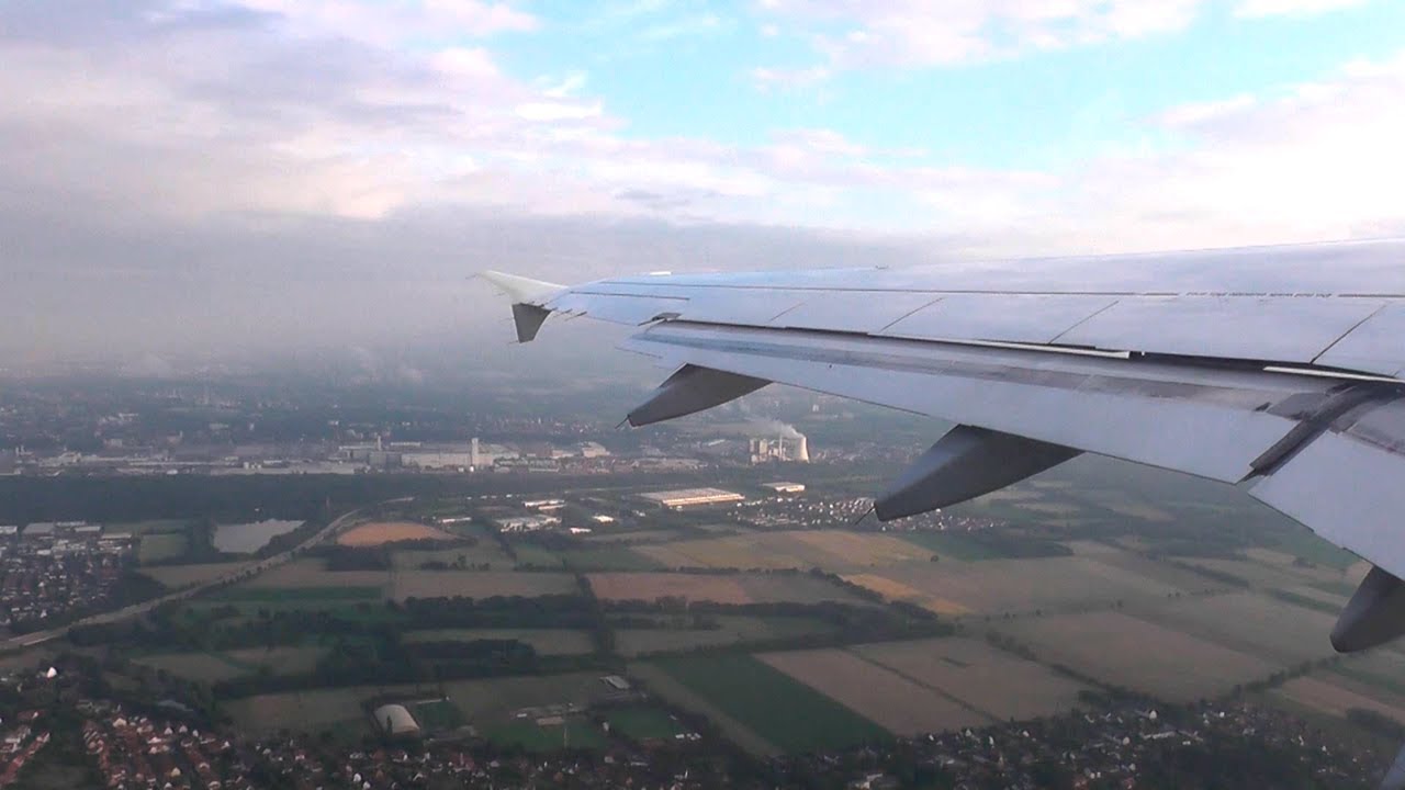 [Onboard] Lufthansa Airbus A319 *evening* take off Hannover Airport ...