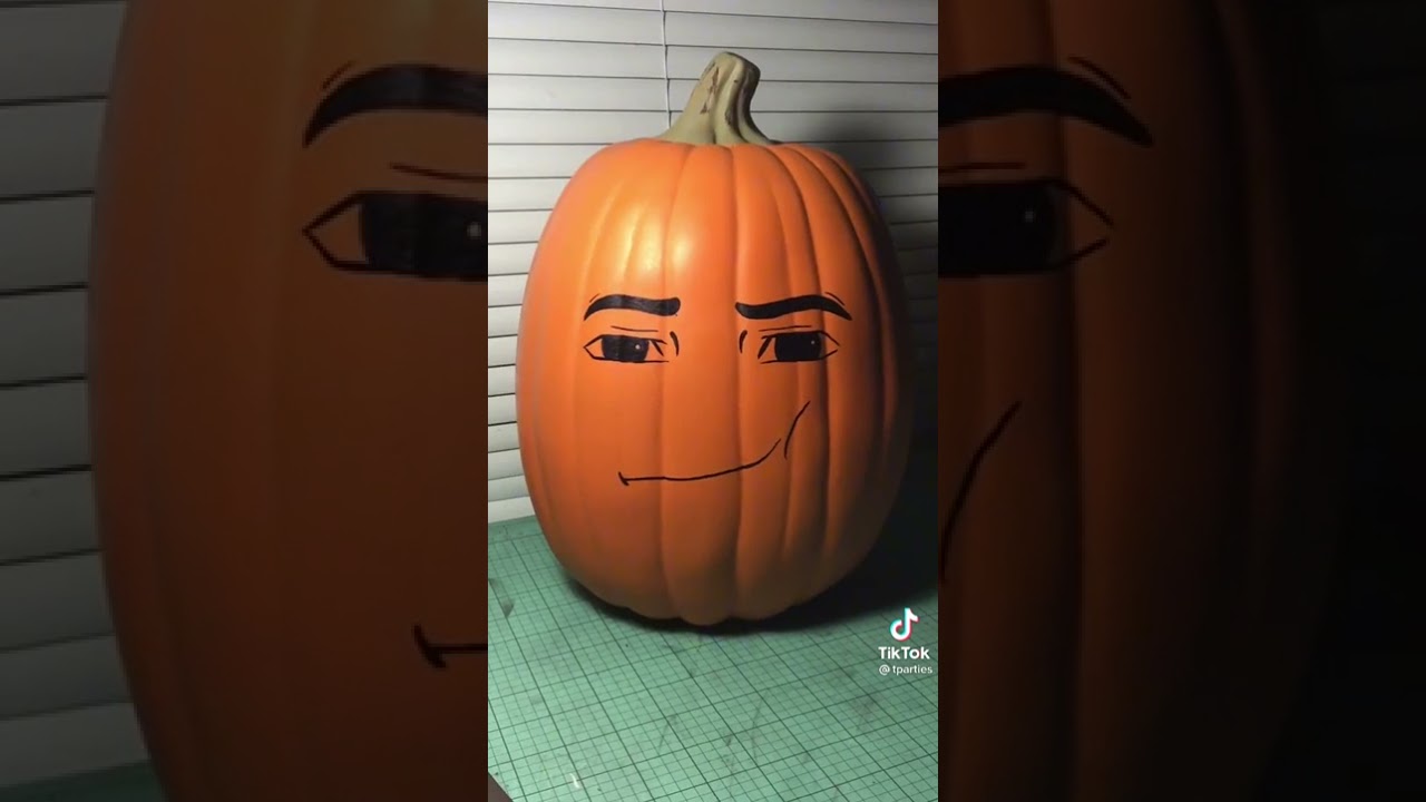 Man Face Pumpkin - Roblox