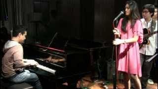Monita Tahalea ft. Indra Lesmana - Ingatlah @ Mostly Jazz 17/03/12 [HD]