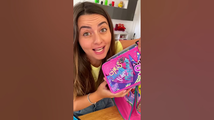 Dani e Robbi Nuova Challenge chi ha lo zaino più bello per andare a scuola vince! #shorts