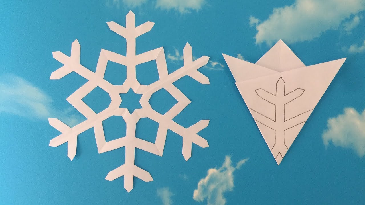 Easy Way to Make Paper Snowflakes - Friday Fun, for kids - Aunt