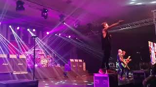 Simple Plan - Wake Me Up (When This Nightmare's Over) (Live in Davao)