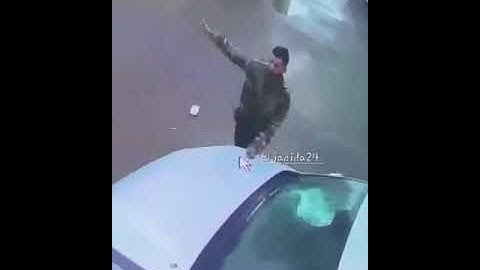 لحظة إيقاف أخطر سارق السيارات بمنطقة عين السبعمن طرف فرقة الدراجين