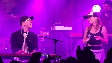 Gavin Degraw & Bethany Joy Lenz sing Belief  - TRIC Concert Wilmington May 27, 2023